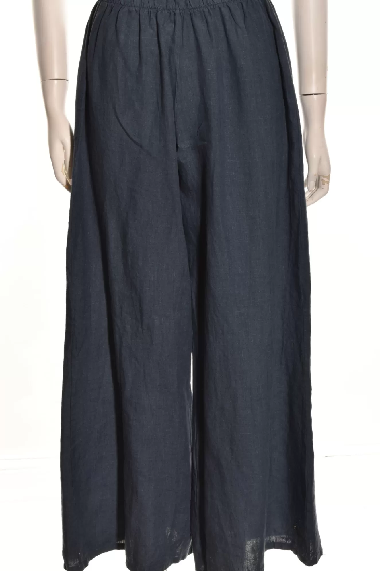 * Pants>Bryn Walker. Osca Pant.. Vega