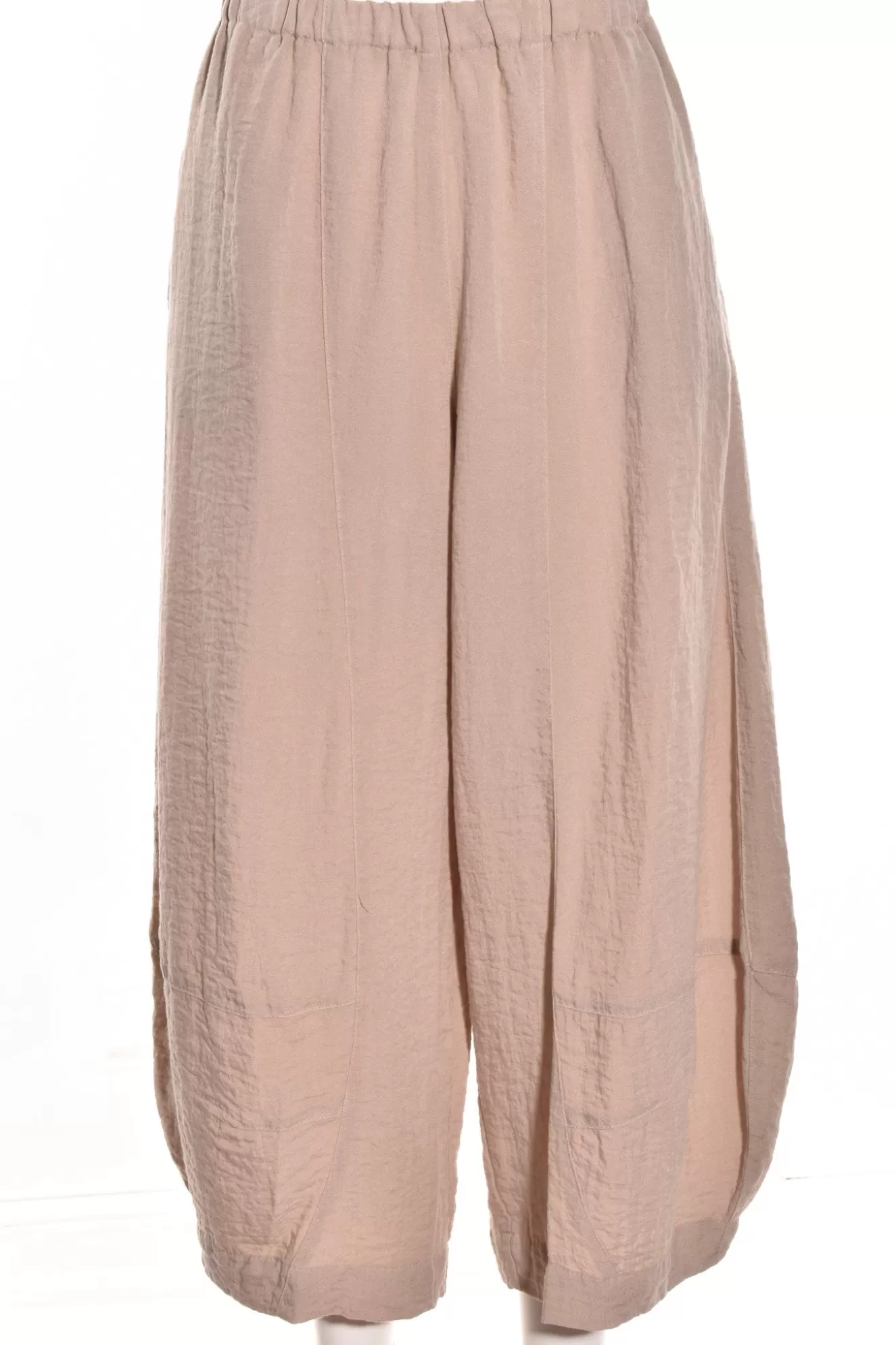 * Pants>Gerties. Eleven Stitch Design. Moon Shadow Tucked Hem Pant In Crinkle Fabric. Moon-Shadow