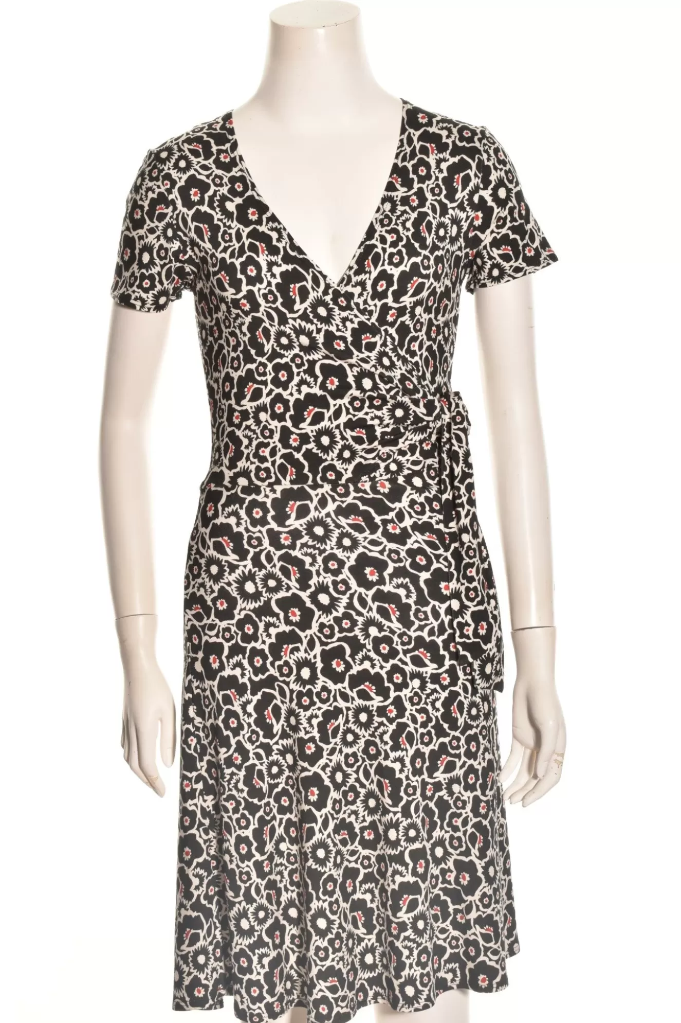 * Boutique-Style Dresses>Salaam. Tayler Dress. Black-And-White